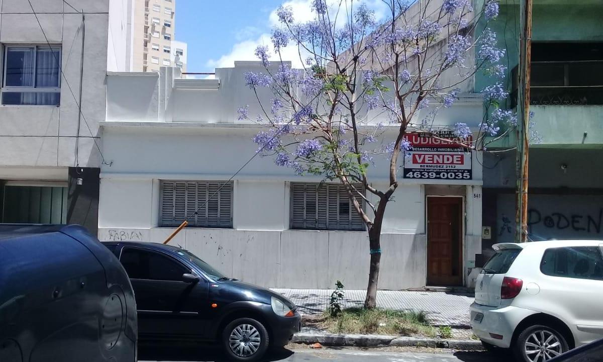 V LURO LOTE 8.66 X 29.91 SUPERFICIE MÁXIMA A CONSTRUIR  2078M2 ESCUCHA OFERTA