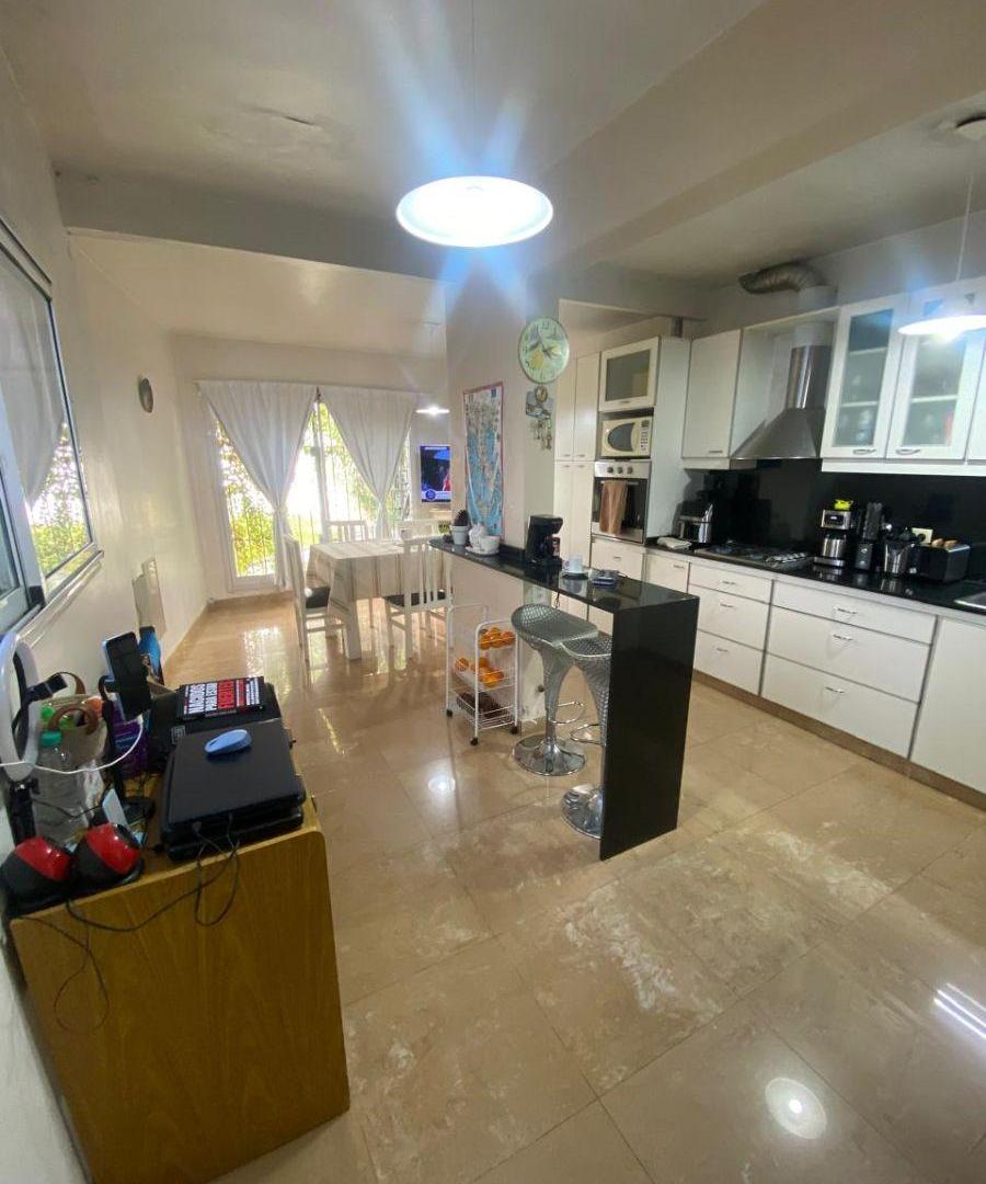 JOSE PEDRO VARELA 4480 VENTA CASA 5 AMB