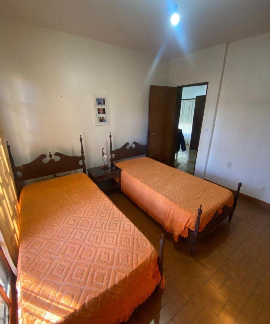 JOSE PEDRO VARELA 4480 VENTA CASA 5 AMB
