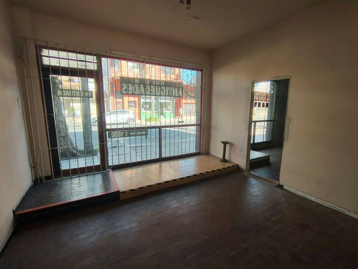 Foto de Venta 2 Locales con Jardin, Unificados o Separados, imagen 1