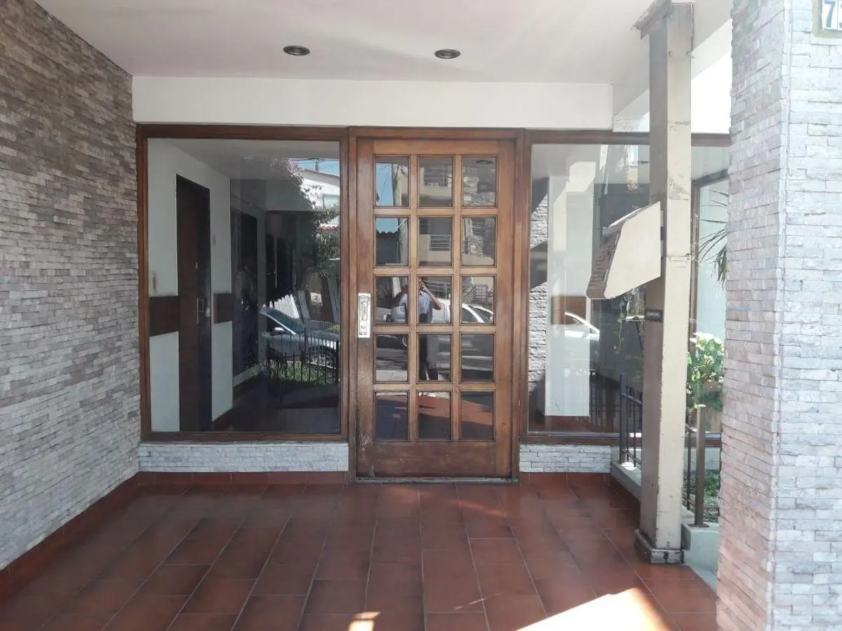 2 Ambientes c/balcón 2