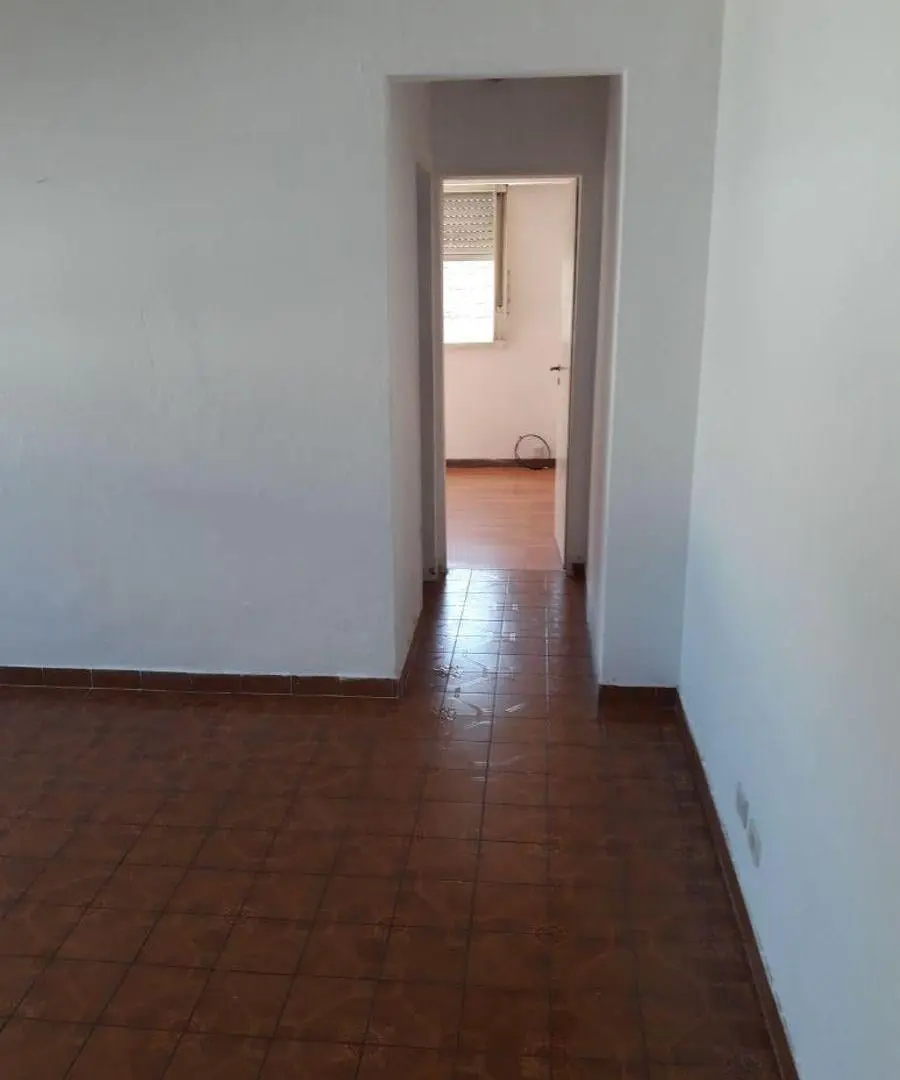 2 Ambientes c/balcón 4