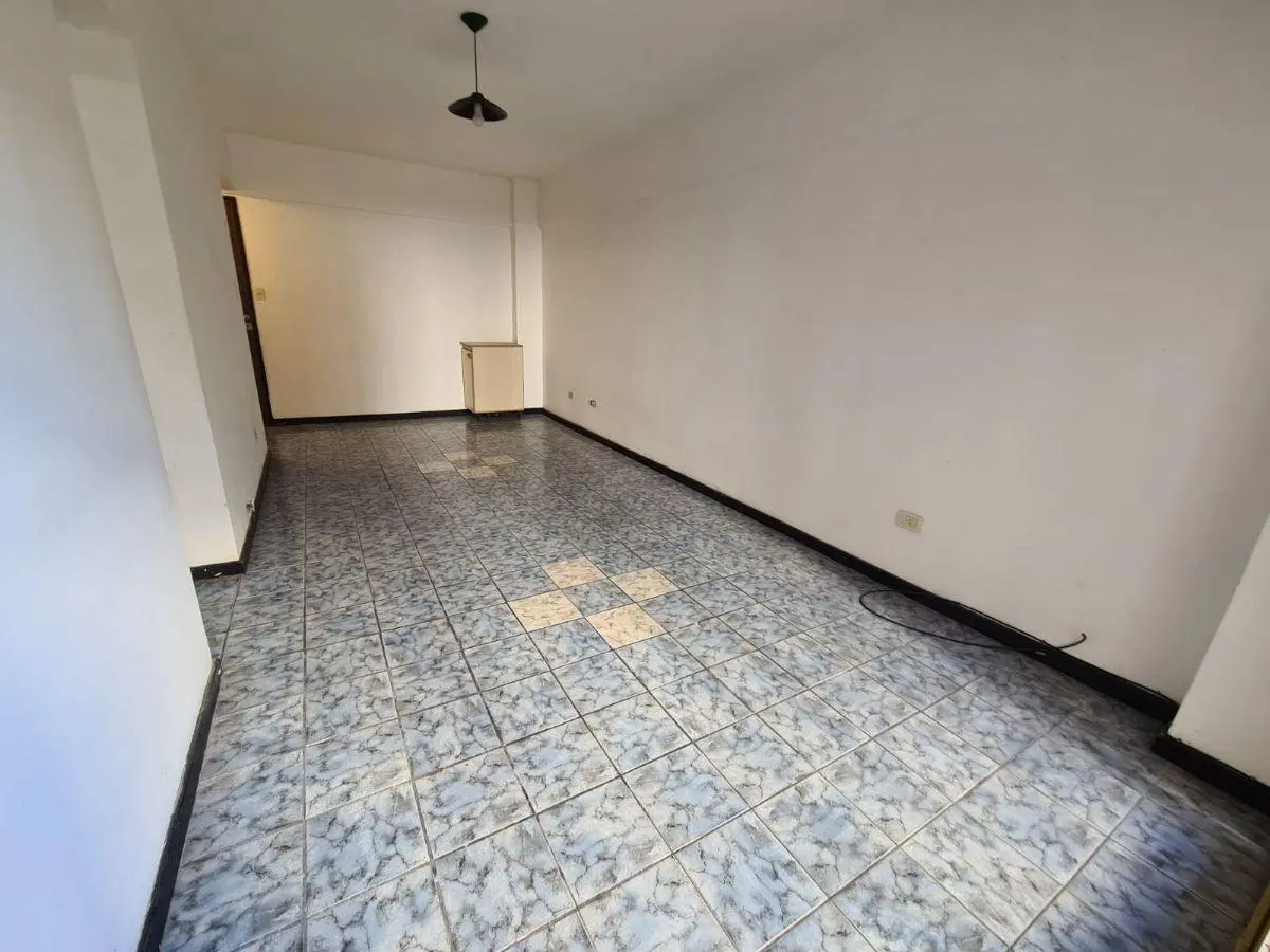 2 Ambientes c/balcón 2