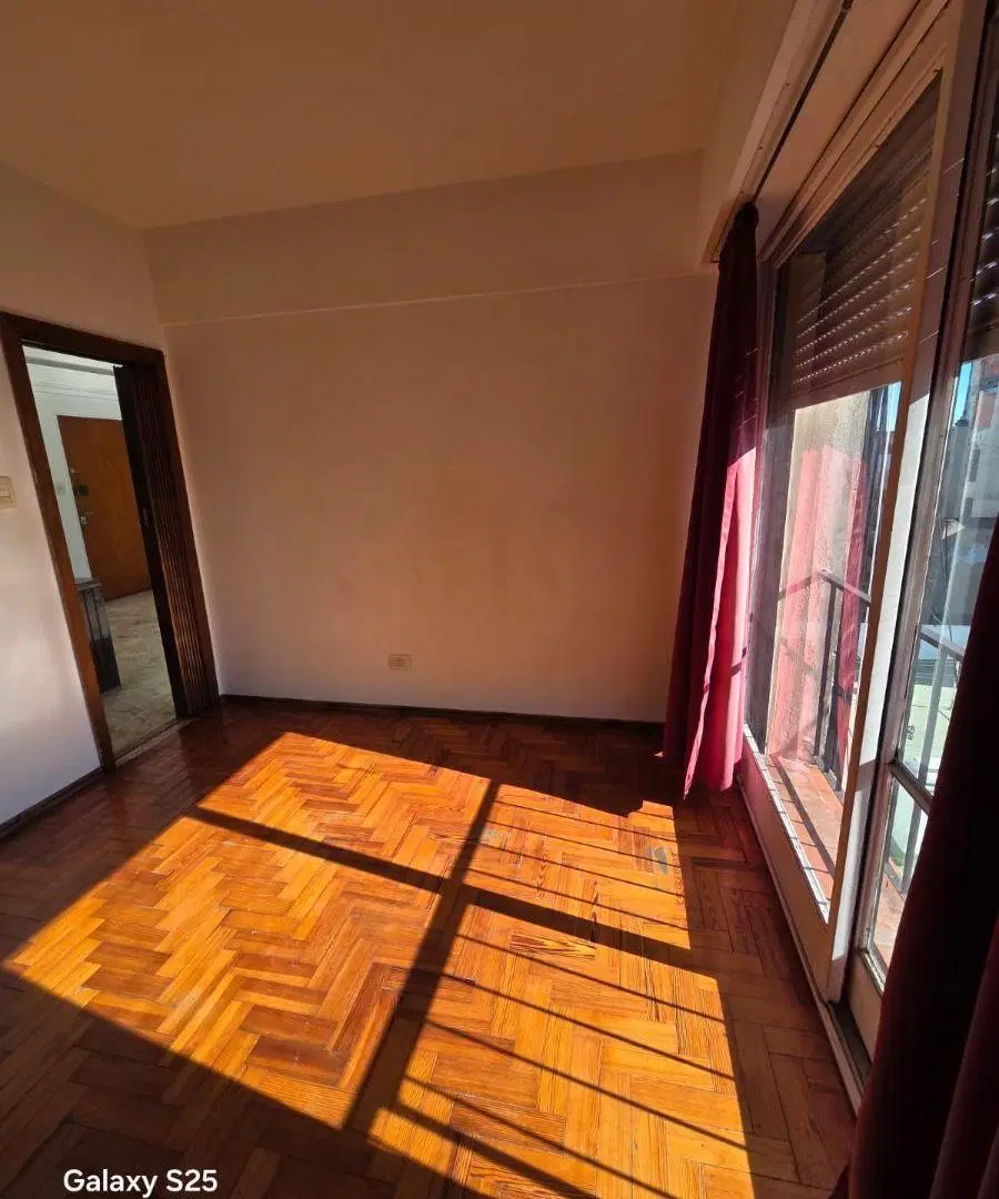 2 Ambientes c/balcón francés 2