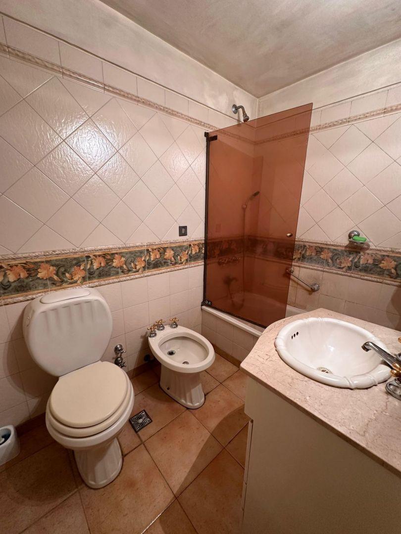 Departamento 4 Ambientes. | Rivadavia Al 5400 1