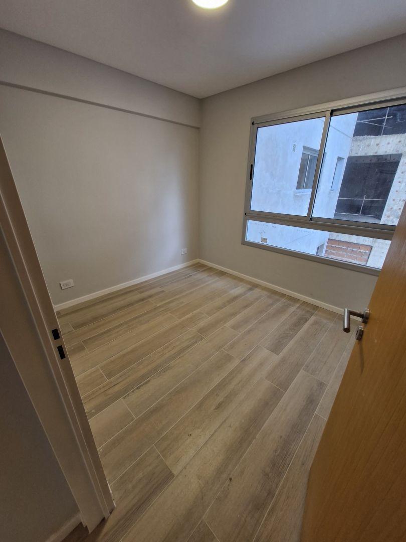Departamento 5 Ambientes. | Av Alvarez Thomas Al 3100 2