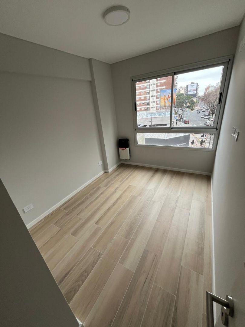 Departamento 3 Ambientes. | Av Alvarez Thomas Al 3100 4