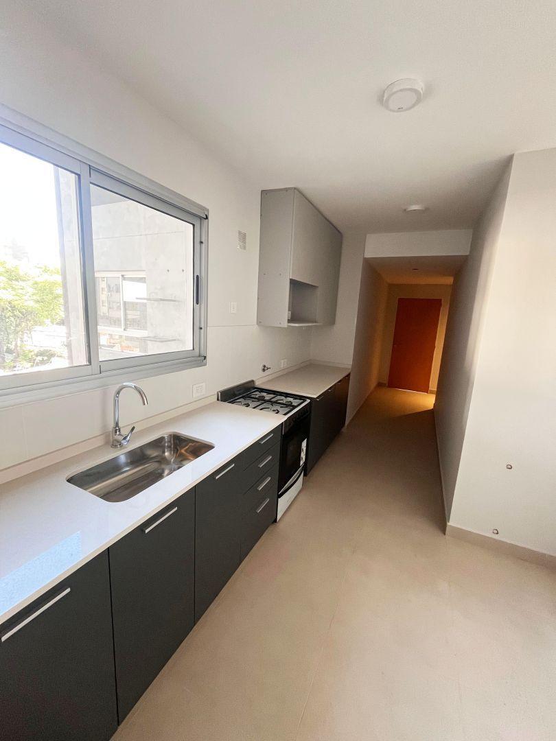 Departamento 5 Ambientes. | Av Alvarez Thomas Al 3100 5