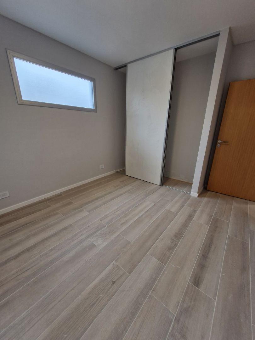 Departamento 5 Ambientes. | Av Alvarez Thomas Al 3100 2