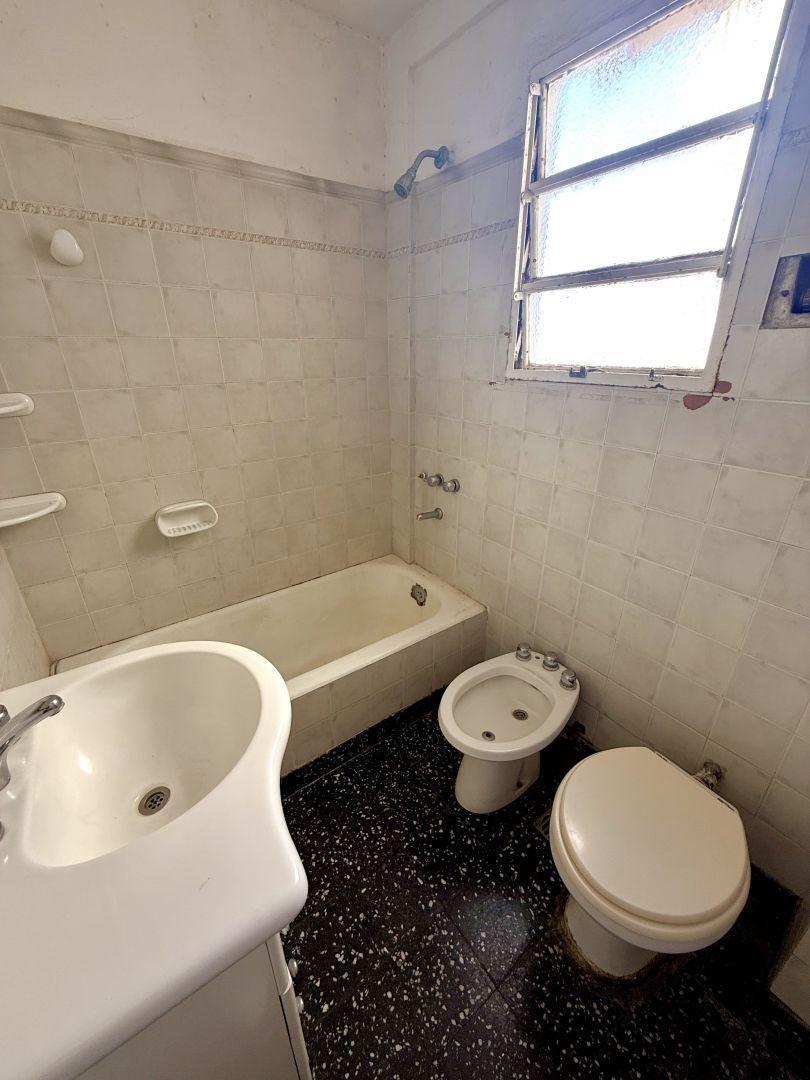 Departamento 3 Ambientes. | Sarmiento Al 3200 4
