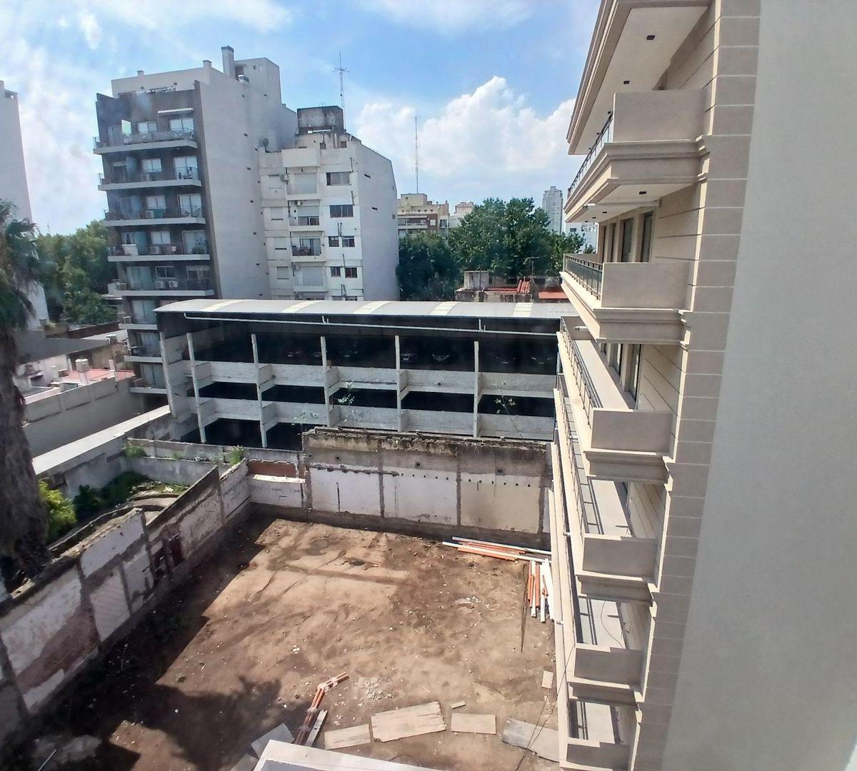 Departamento 4 Ambientes. | Donato Alvarez Al 300 1