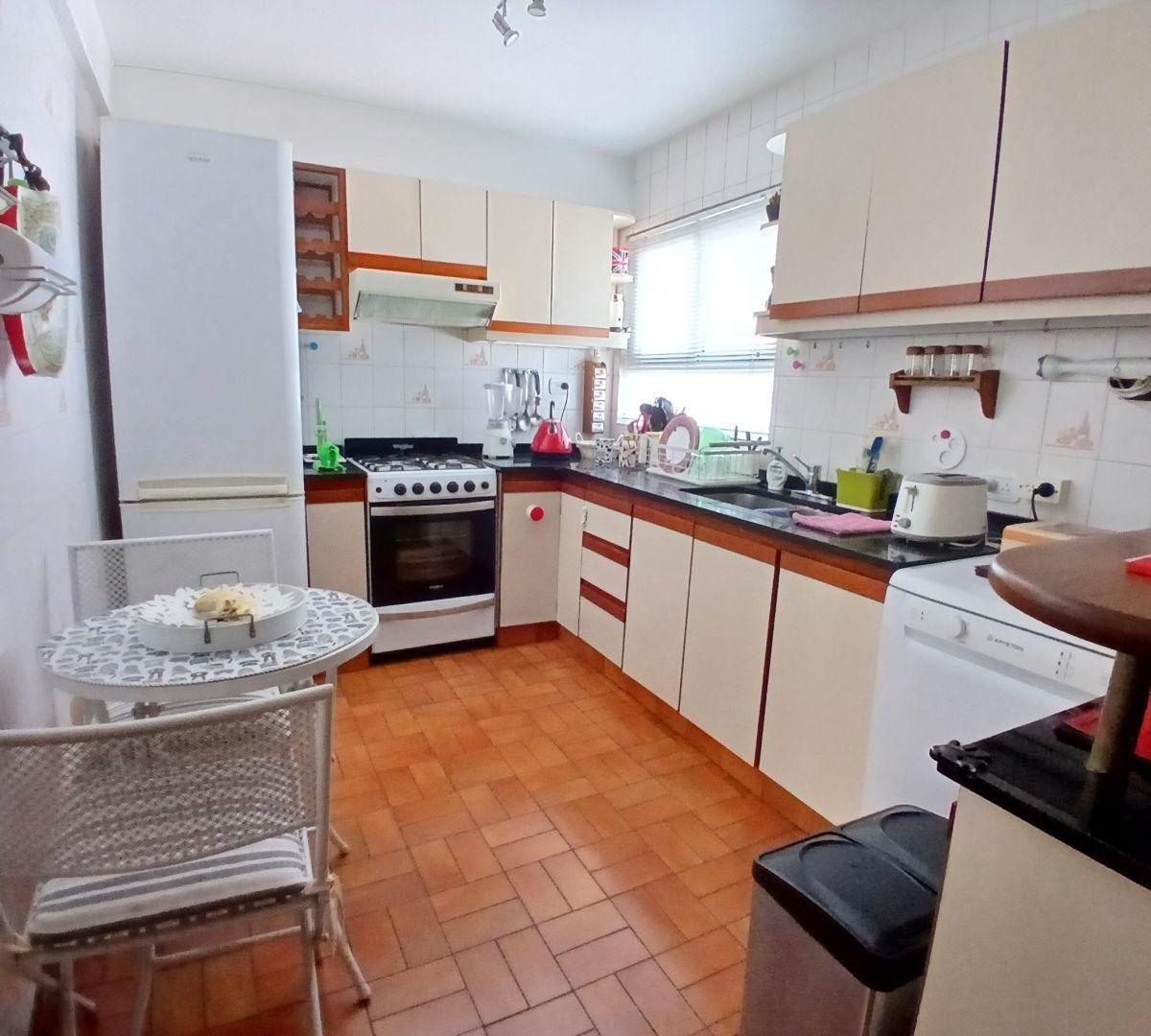 Departamento 4 Ambientes. | Aranguren Al 1400 5