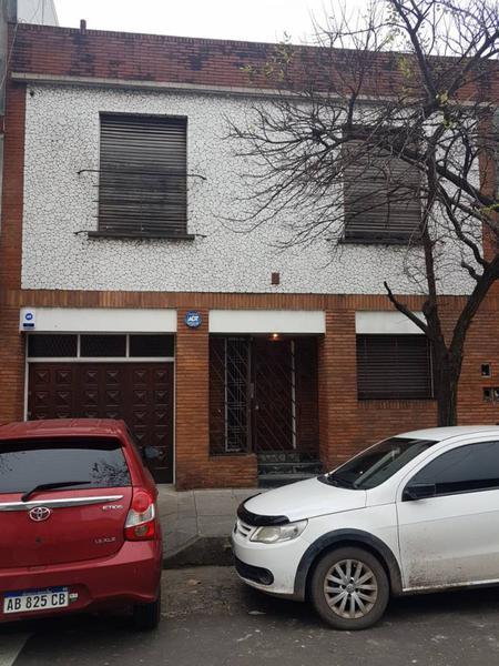 Casa con Garage, Patio y Gran Terraza 5