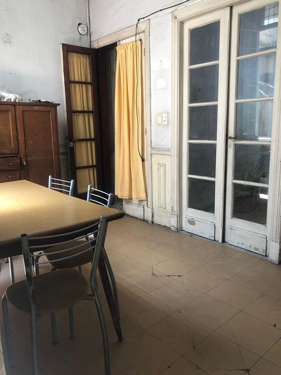 PH 4 Ambientes en Barracas con Patio a m de Montes de Oca 4