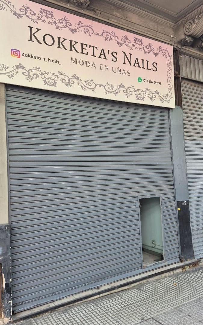 Local sobre montes de oca al 200