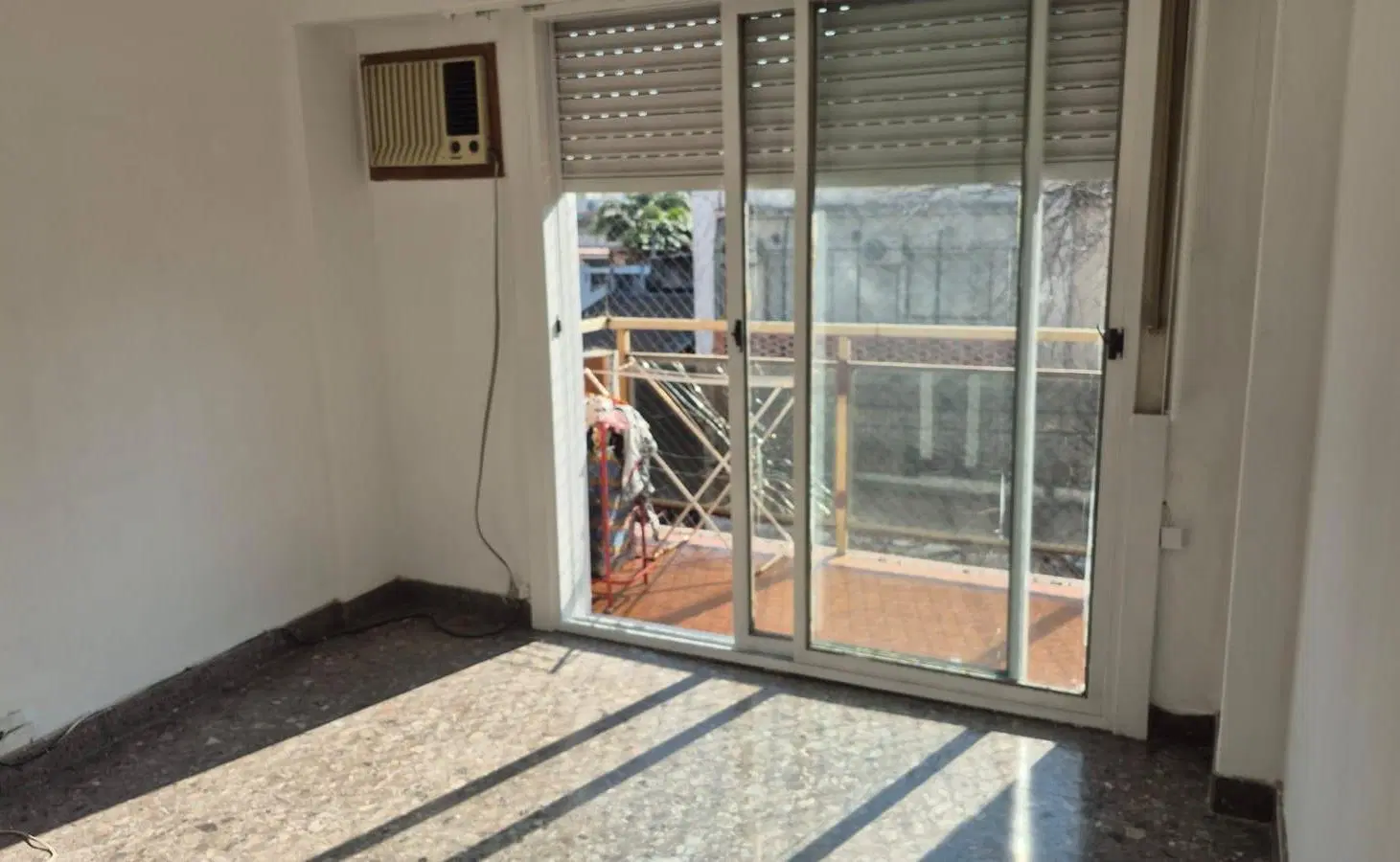 Departamento con balcon corrido todo al frente 3