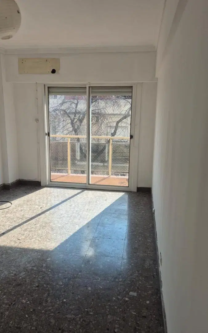 Departamento con balcon corrido todo al frente 2
