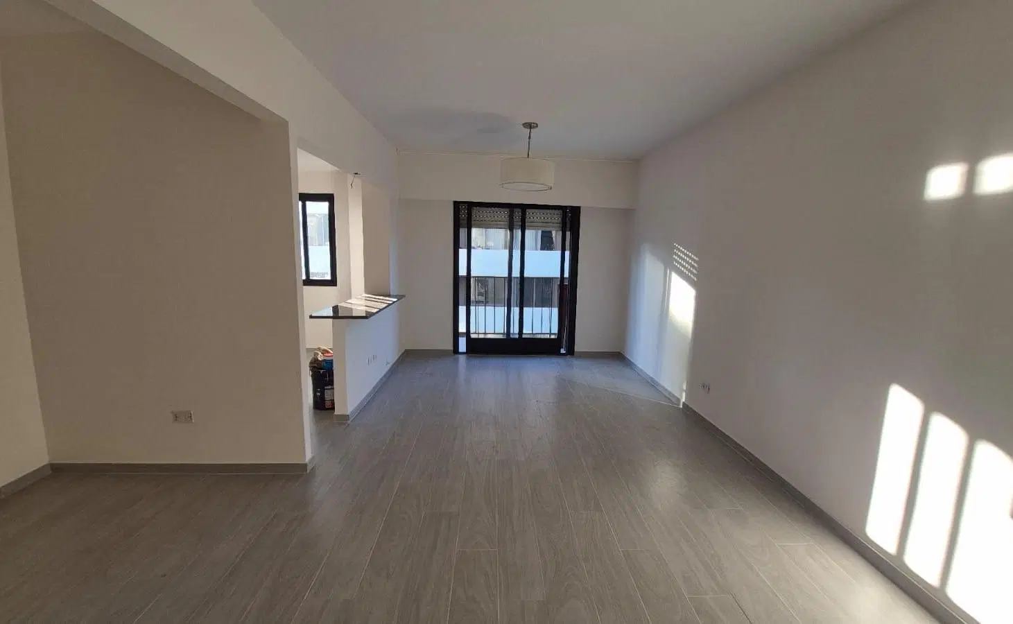 unico Departamento  al frente con balcon impecable 2