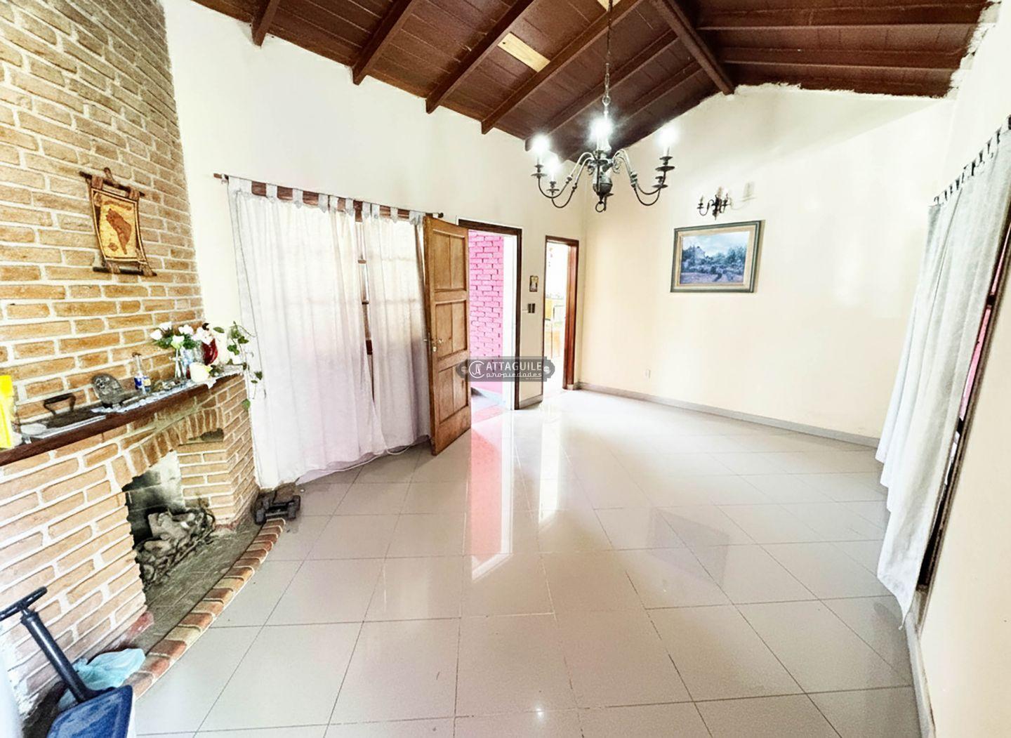 Foto de Casa 5 ambientes. | LISANDRO DE LA TORRE 480, imagen 3