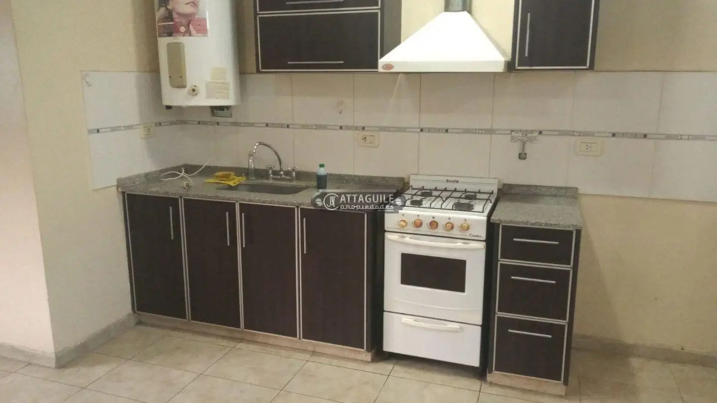 Departamento monoambiente. | GUEMES 547 3