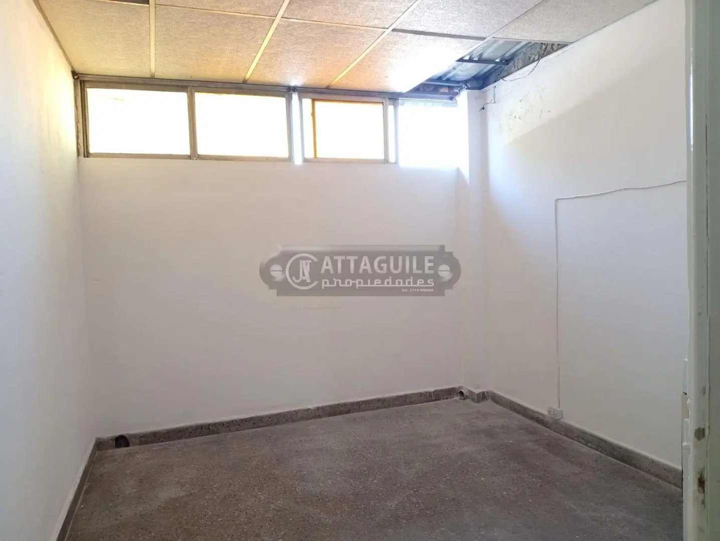 Departamento 3 ambientes. | AV. PTE PERON 23880 3