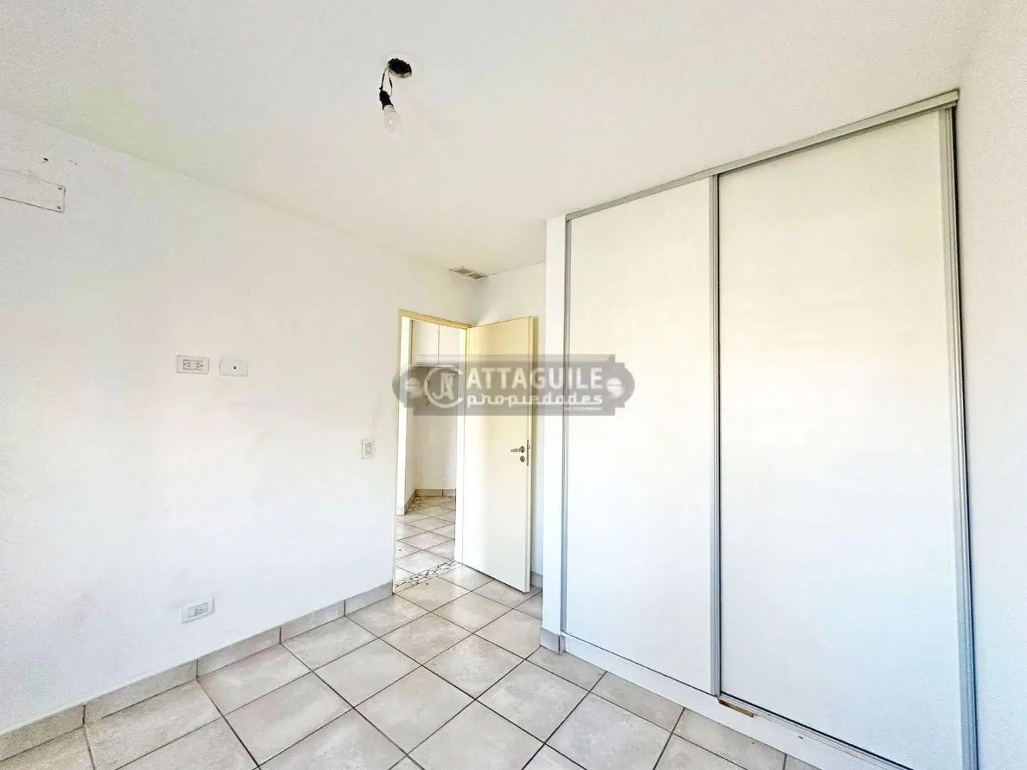 Departamento 2 ambientes. | RIO NEGRO 391 4