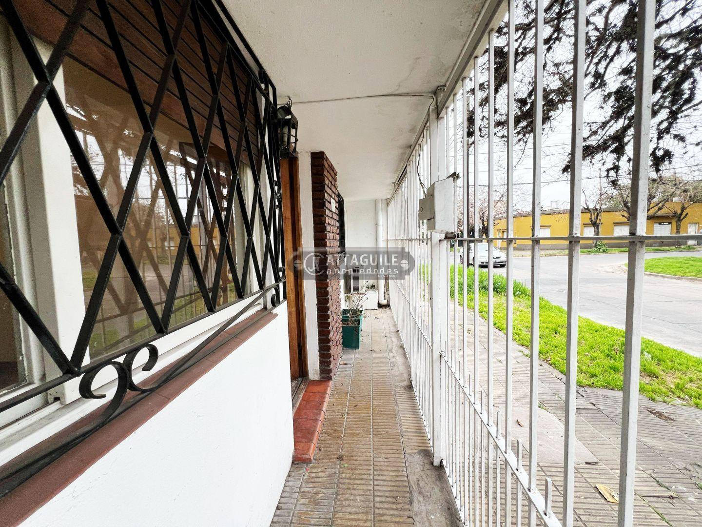 Foto de Casa 3 ambientes. | CENTENARIO 1612, imagen 3