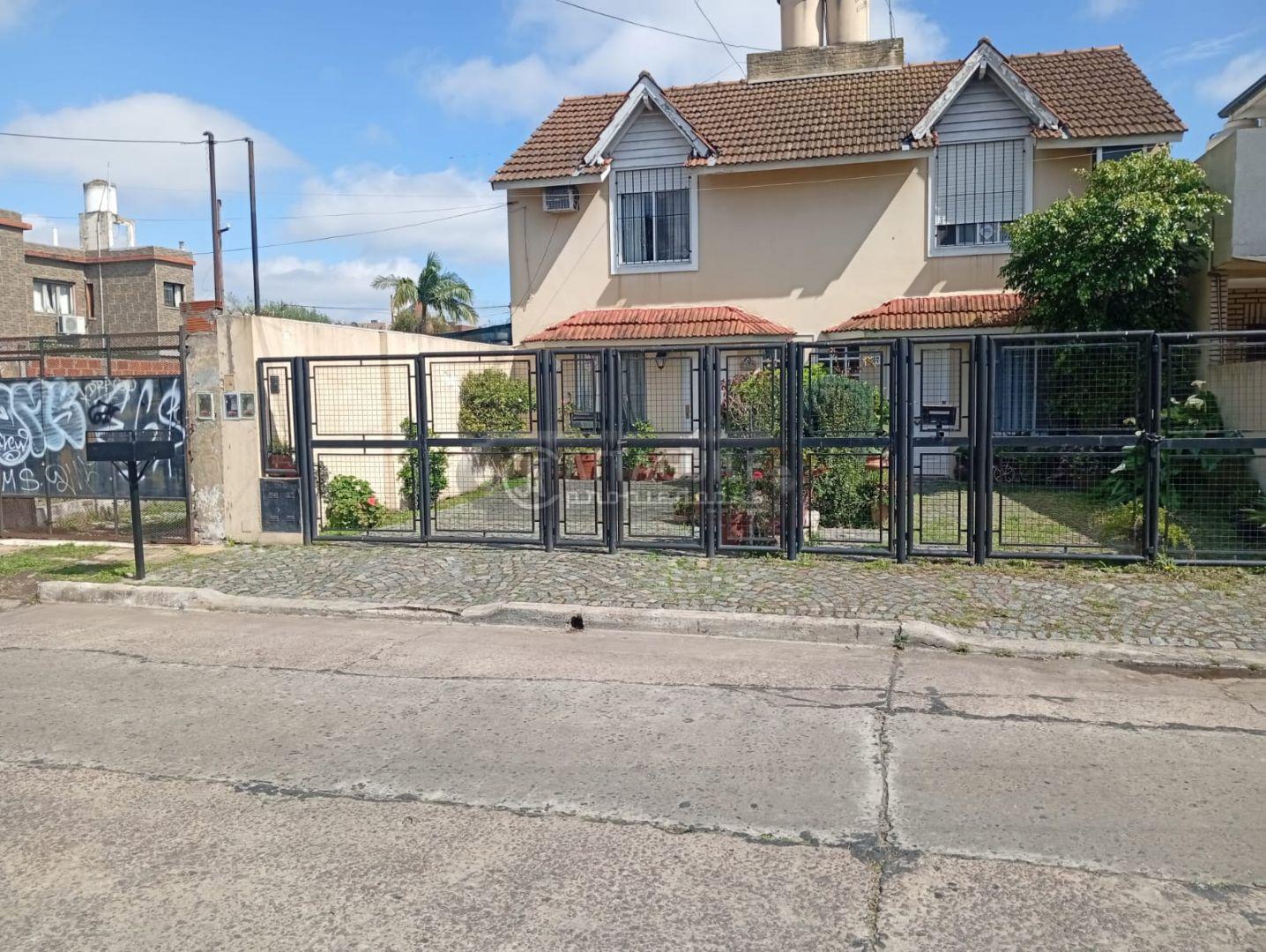 Foto de Casa 4 ambientes. | LISANDRO DE LA TORRE 573, imagen 4