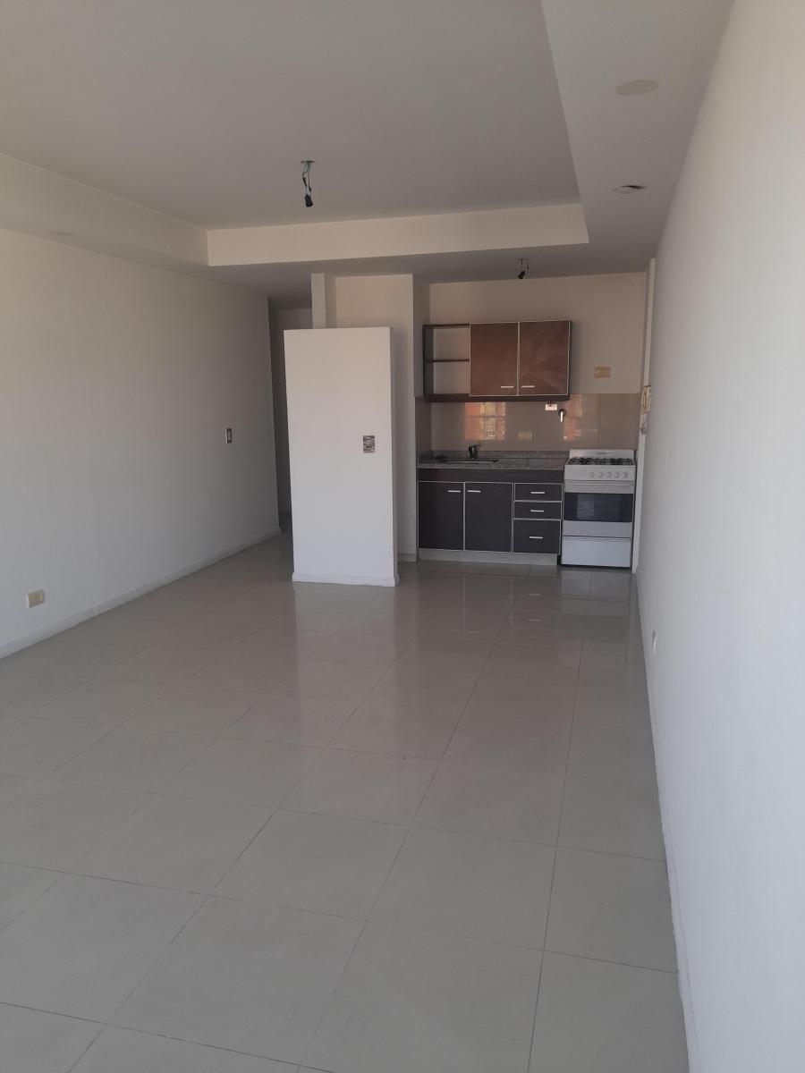 Foto de OPORTUNIDAD!! DEPTO 1 AMB CFTE C/ COCHERA, imagen 4