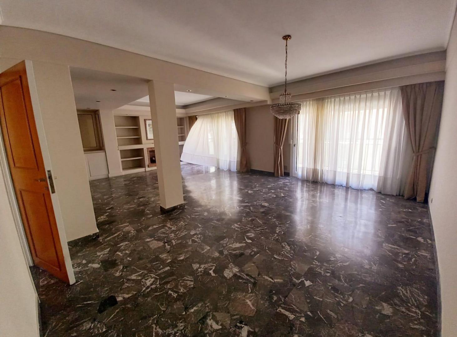 Foto de Piso/Departamento con 4 habitaciones de 165 m2 en venta en Barracas, imagen 2