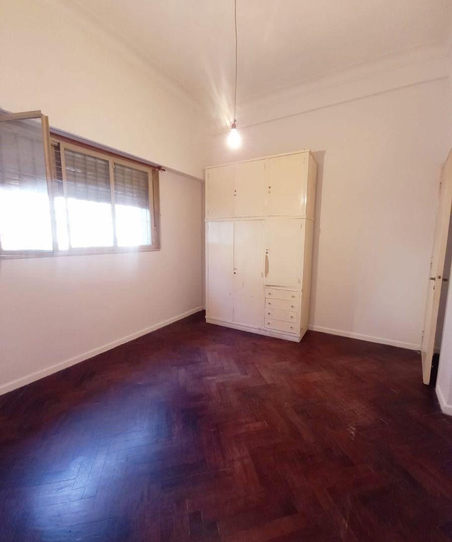 Foto de Departamento de 3 ambientes de 94 m² en venta en Barracas, imagen 1
