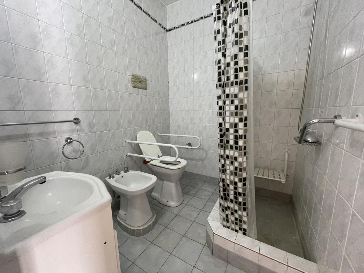 Monte Castro Excelente Oportunidad! - Casa Lote Propio - 3 Phs Excelente Estado 1