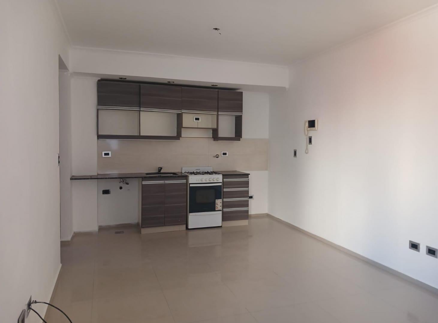 Foto de Villa Santa Rita departamento 2 amb. San Blas 3066 y Helguera, imagen 1