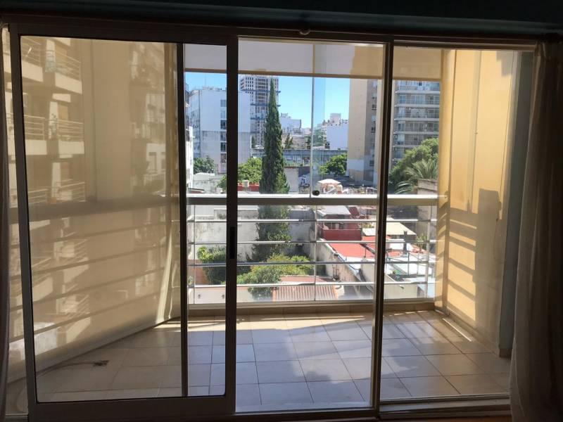 3 ambientes con cochera en Caballito. EN VENTA!