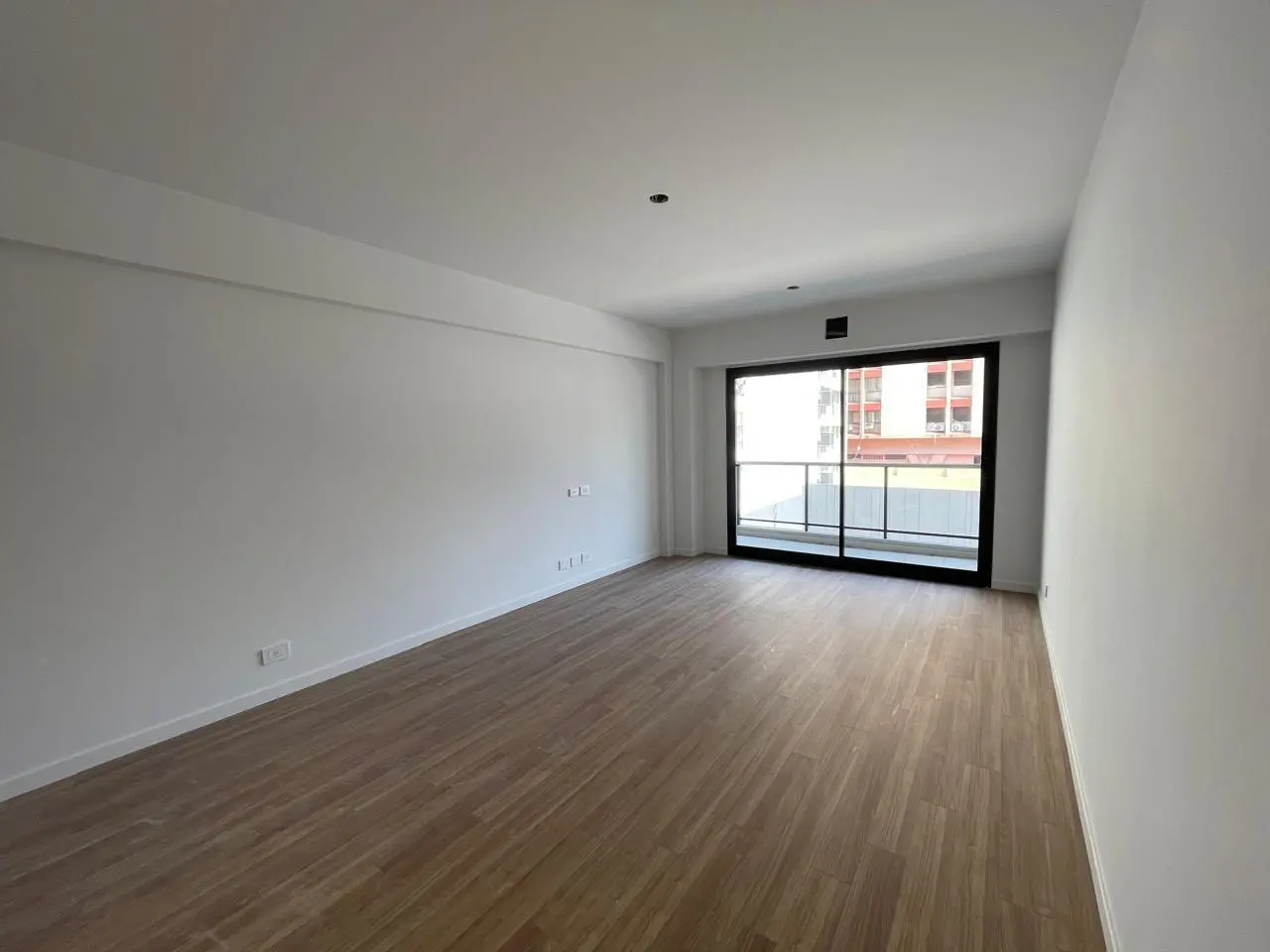 Monoambiente apto profesional sobre Av. Corrientes. EN VENTA! 3