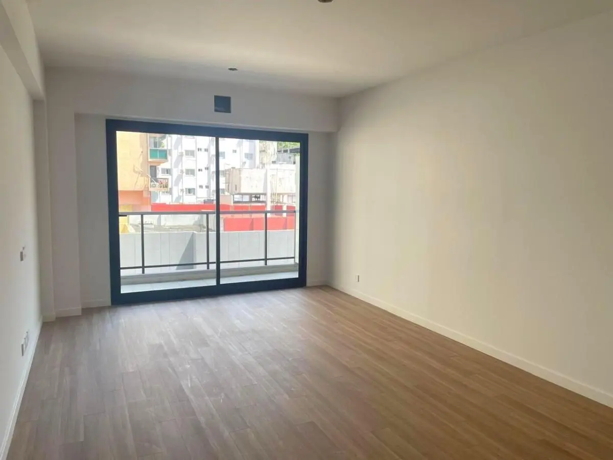 Monoambiente apto profesional sobre Av. Corrientes. EN VENTA! 2