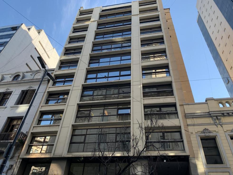 Excelente Oficina de 341 mts en Monserrat en VENTA y ALQUILER!.