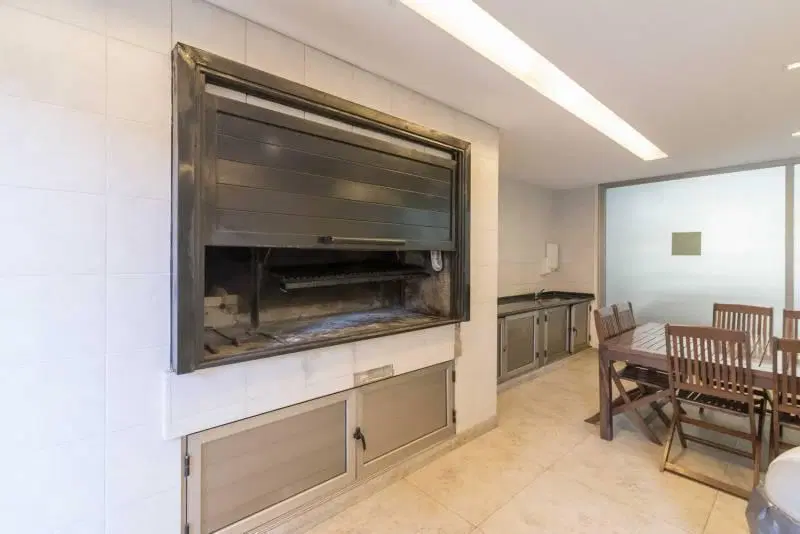 4 ambientes con dependencia y cocheras en Las cañitas. EN VENTA! 5