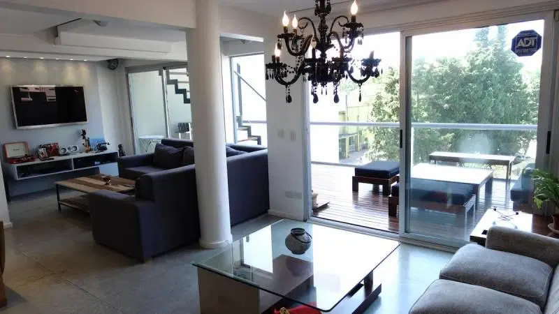 Duplex en venta 4 ambientes en Las cañitas con terraza y cochera vista al polo. 4