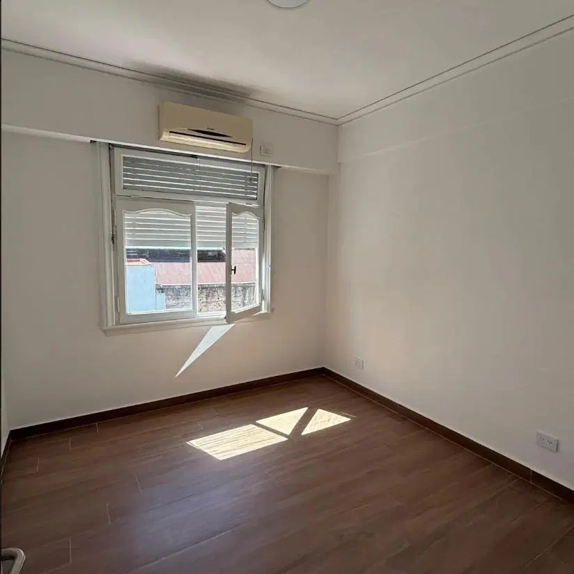 Departamento  en venta 4 ambientes en Almagro reciclado a nuevo. 2