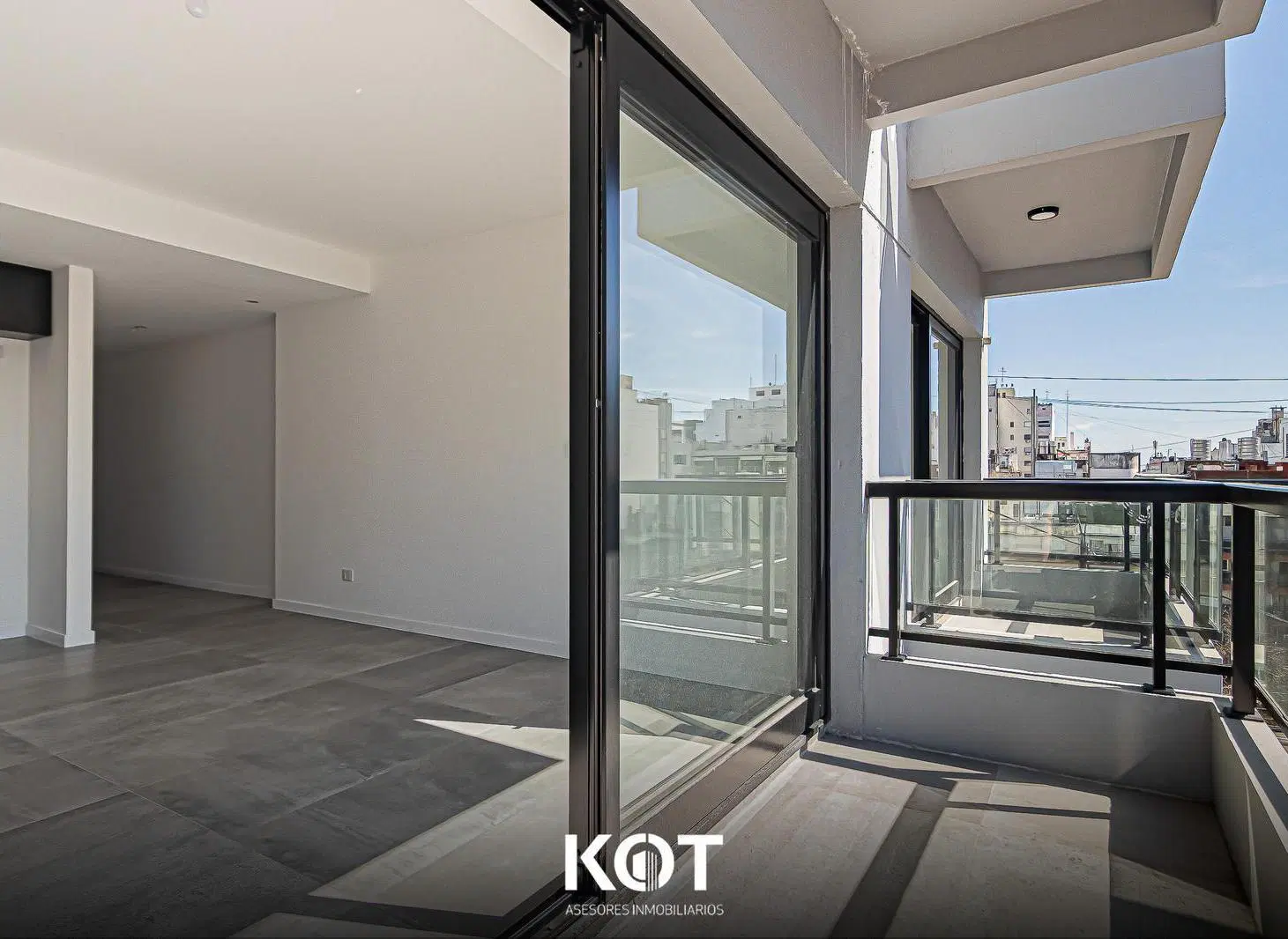 2 ambientes con balcon a estrenar en Viamonte Point Barrio Norte. EN VENTA! 3