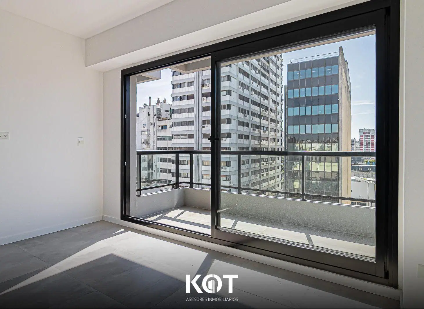 2 ambientes con balcon a estrenar en Viamonte Point Barrio Norte. EN VENTA! 4