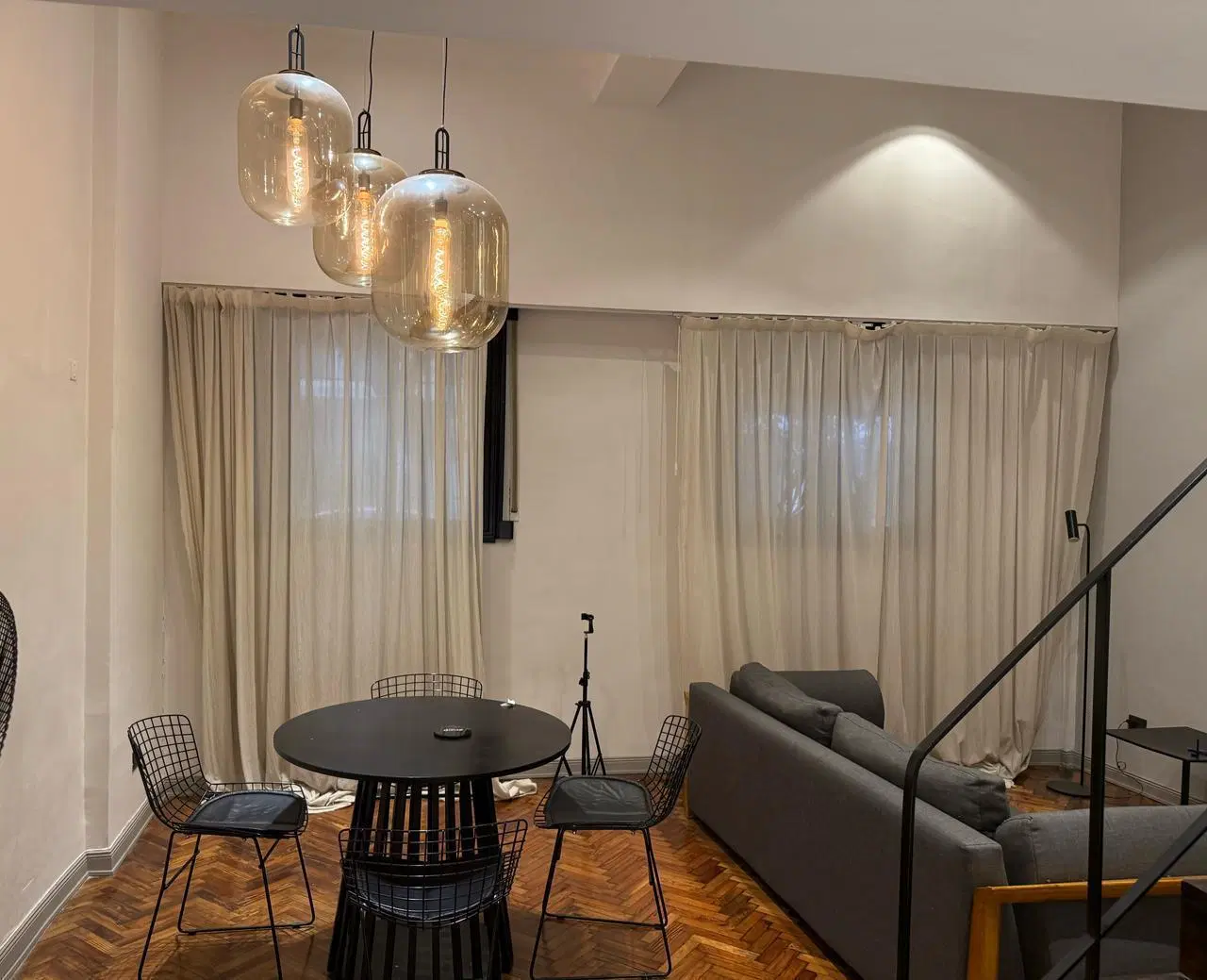 Departamento en alquiler en Recoleta Duplex en planta baja AMOBLADO Y EQUIPADO. 2