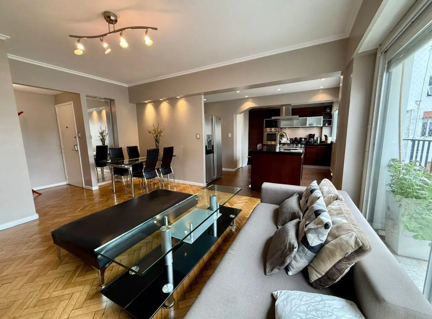 Increible 3 ambientes Amoblado y Equipado con Baulera en Retiro- EN VENTA! 5