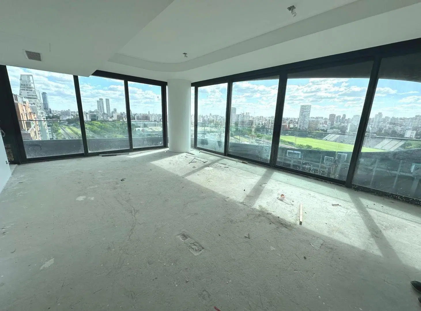 Semi piso 5 Ambientes con Dependencia en Saha Hadid L´AVENUE- Palermo. EN VENTA! 3