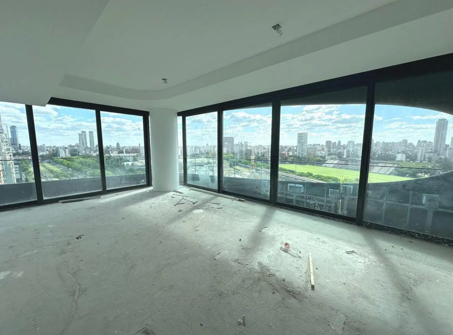 Semi piso 5 Ambientes con Dependencia en Saha Hadid L´AVENUE- Palermo. EN VENTA! 1