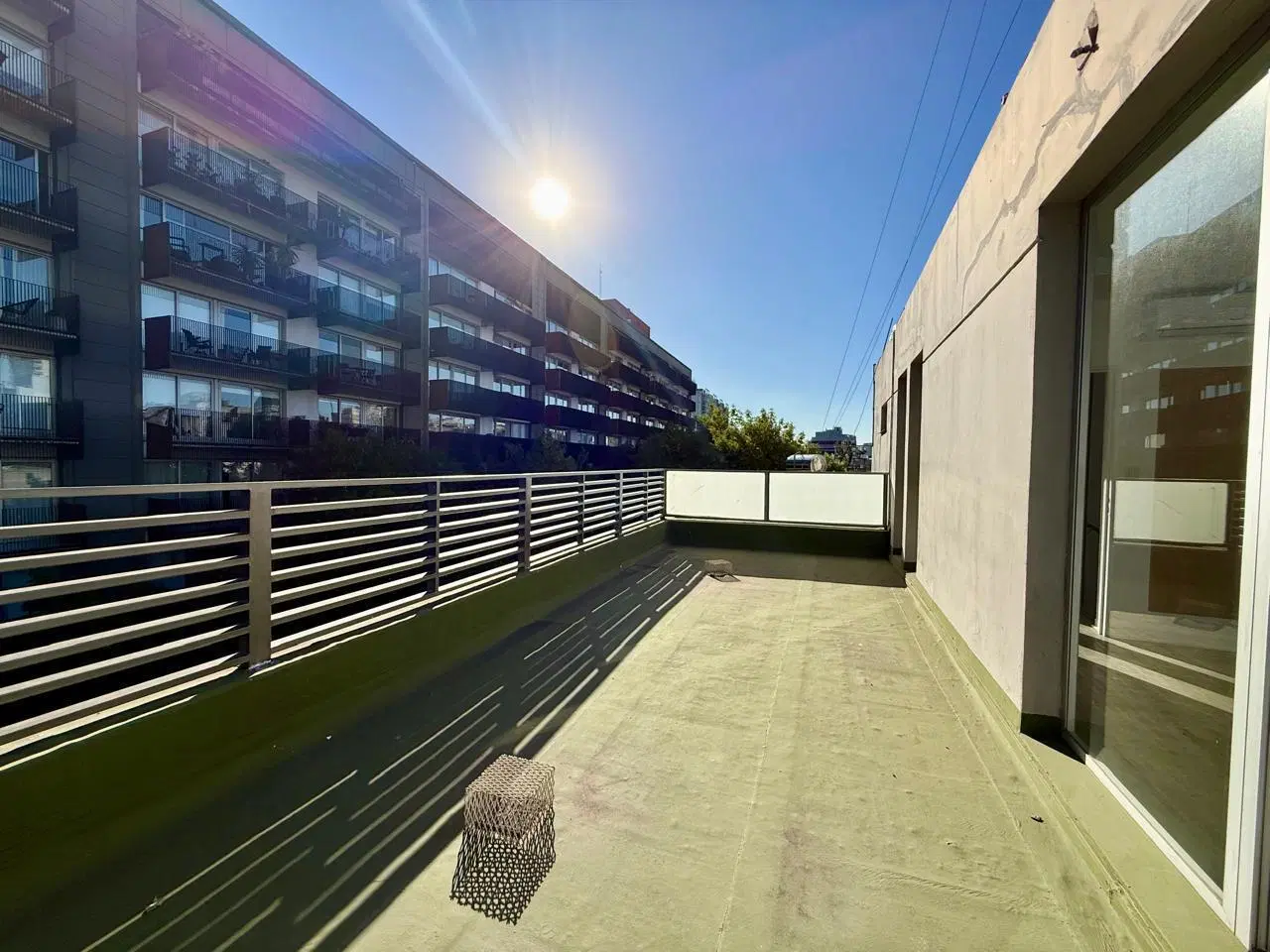 Edificio de oficinas con terraza en Alquiler en Palermo Hollywood. Excelente zona. 2