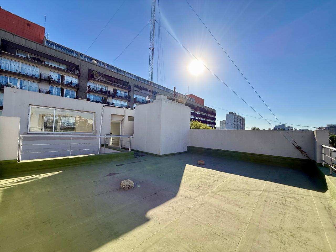Foto de Edificio de oficinas con terraza en Alquiler en Palermo Hollywood, imagen 1