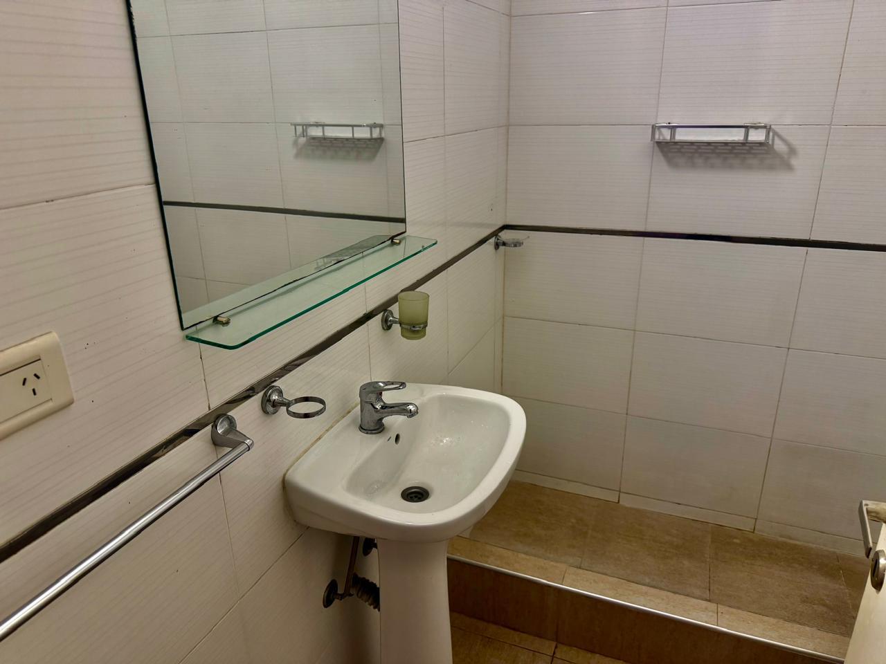 Foto de Departamento en alquiler 3 ambientes con cochera en excelente zona Palermo Botanico!, imagen 3