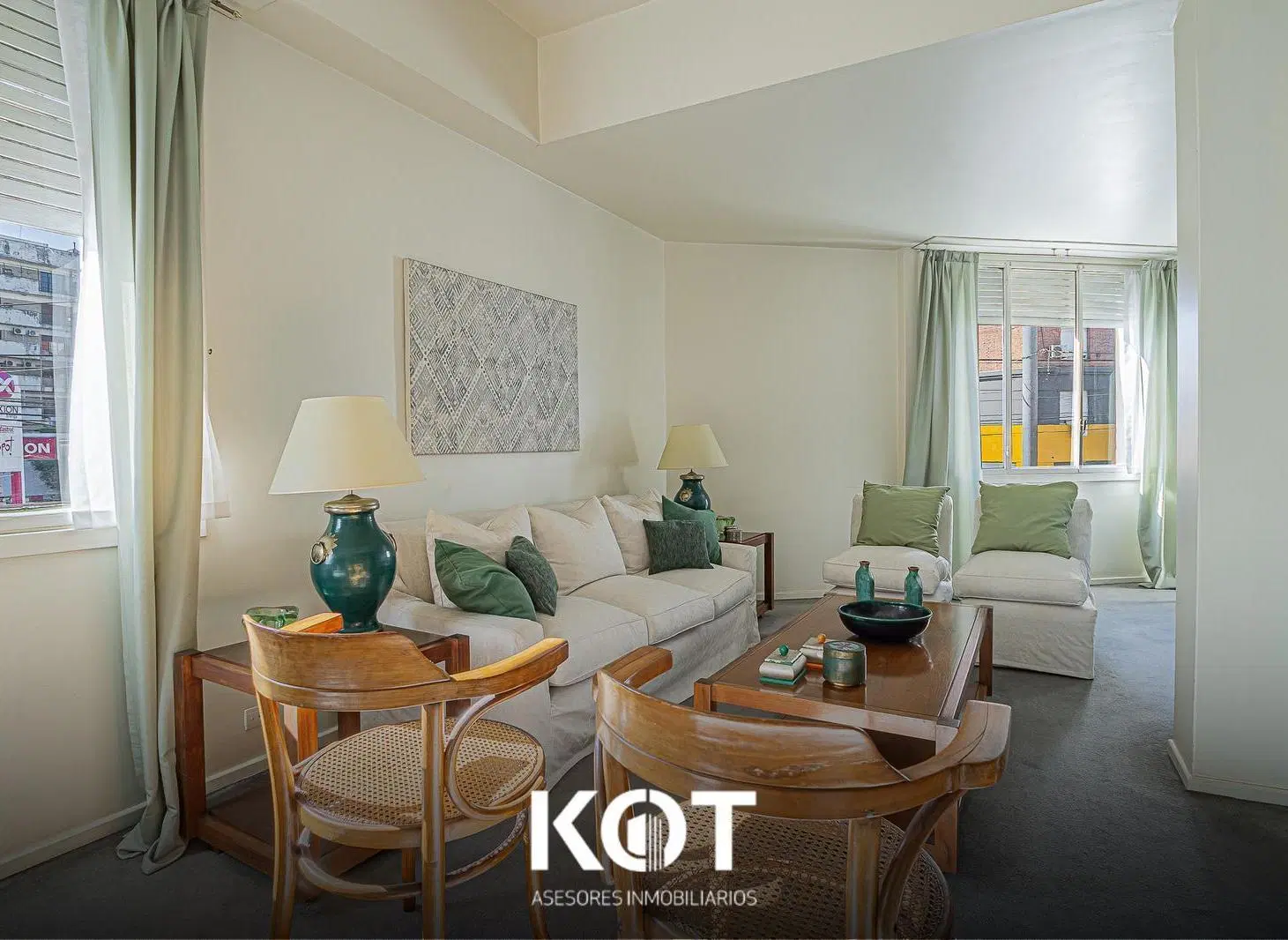 Departamento en venta 5 ambientes con dependencia en Caballito. 5